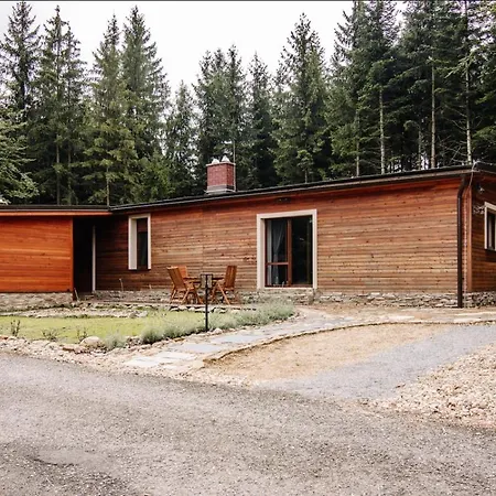 Lesni Chata Mikulovice Exterior photo