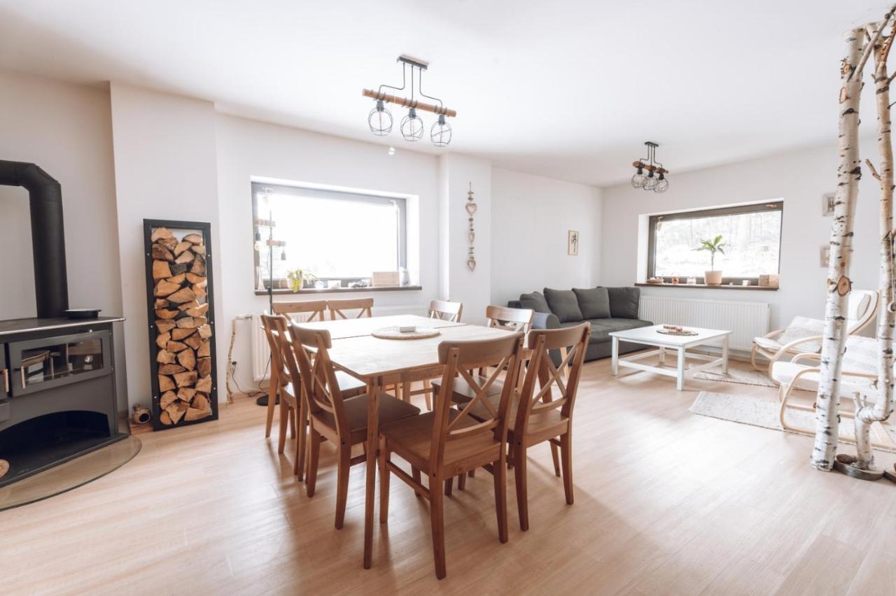 Apartment Lesni *